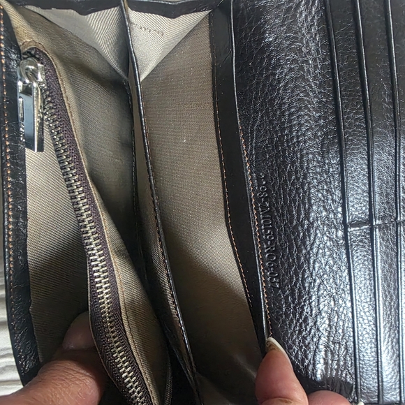 FENDI Zucca Long Wallet, Very Good Condition, Some Hardware fading/scratches. - Picture 6 of 8
